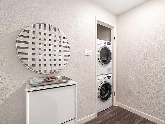 3rd image of 4159 Steck Ave Unit 255