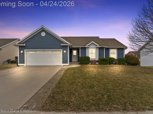 7385 W Ryan Ct, Bay City, MI 48706