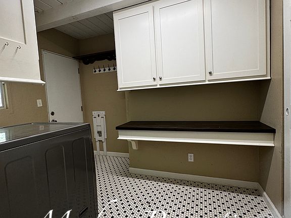 5th image of 63 Oak Dr