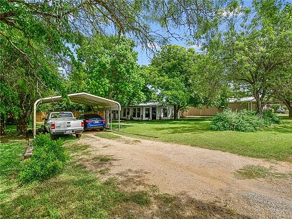3rd image of 114 Taylor Dr