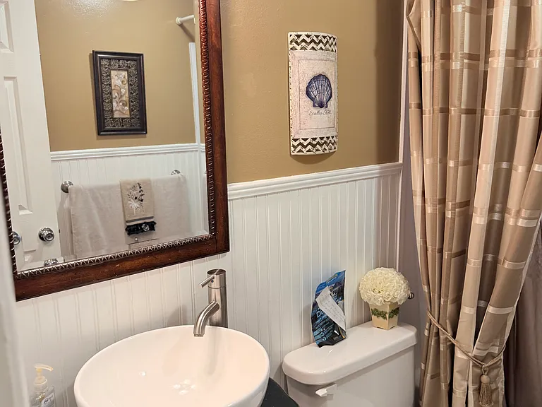 4923 Genesis Ave — Photo 24