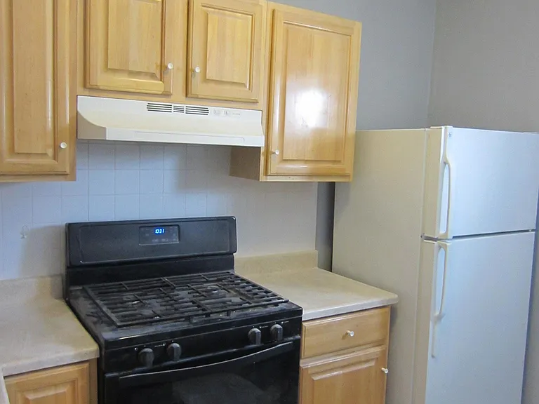 523 Dickinson St #3 — Photo 5