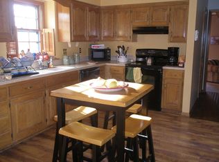 11609 Cody St, Overland Park, KS 66210