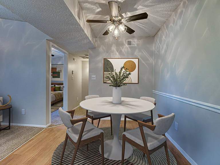 Indian Creek Apartments — Photo 59