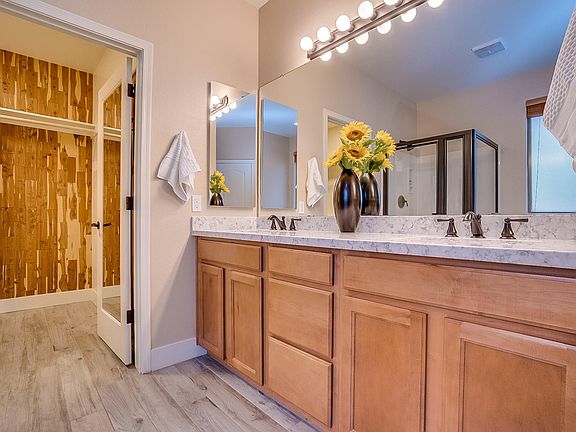 4th image of 18474 E Ashridge Dr
