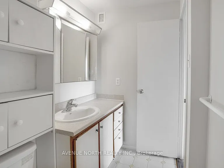 1100 Ambleside Dr #708 — Photo 15