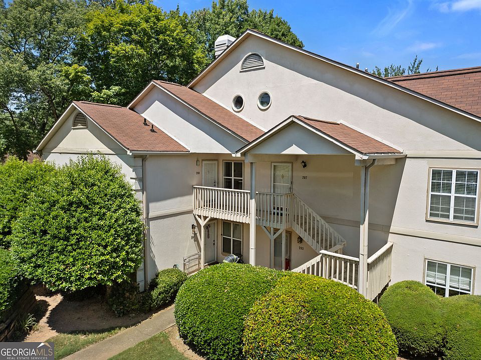 1st image of 208 Bridge Ln SE