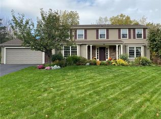 40 Deer Creek Rd, Pittsford, NY 14534