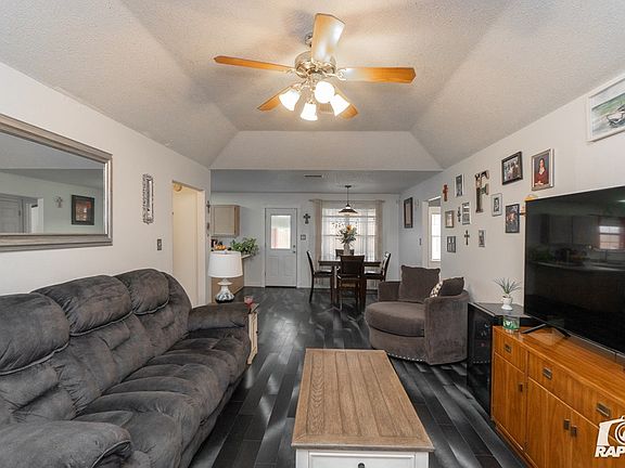 5th image of 8612 Duke Ave