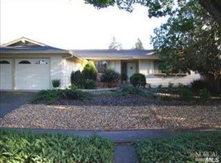 2975 Woodcrest Dr, Napa, CA 94558