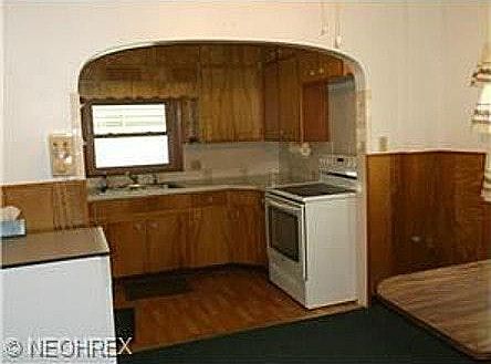 2nd image of 2216 Waltham Pl SW