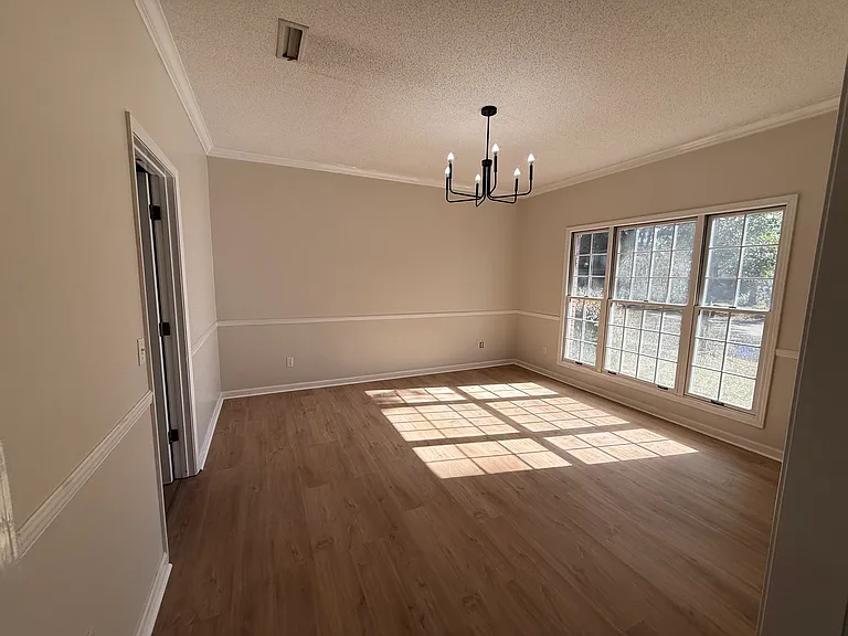 107 Mulberry Ct — Photo 22