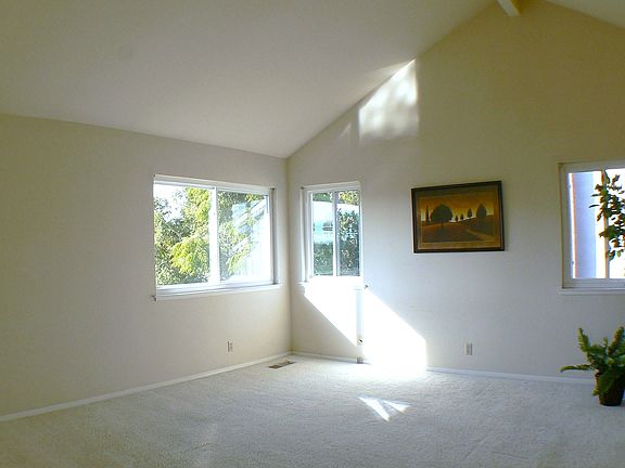 Master with high ceilings