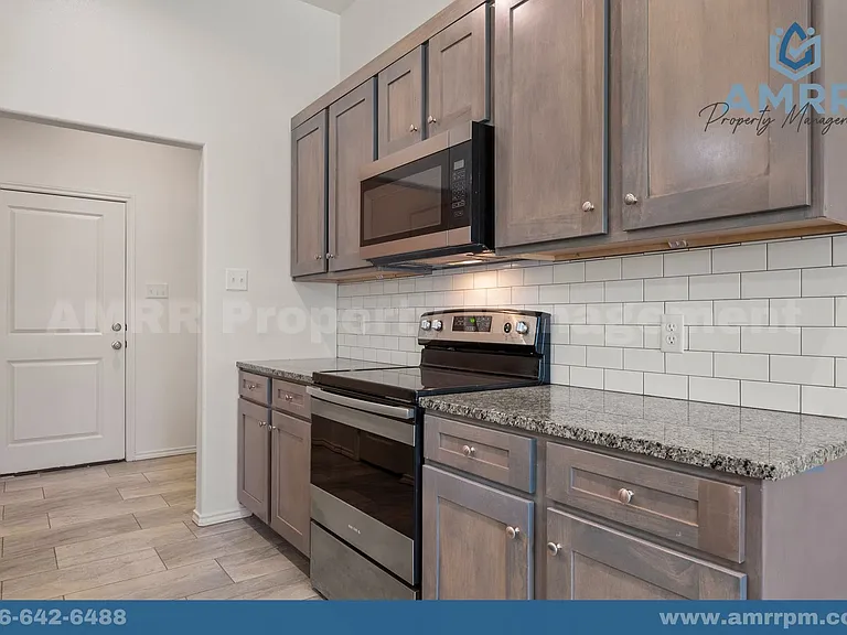 2602 136th St — Photo 5