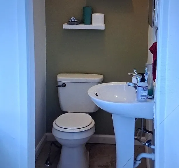 536 Jischke St — Photo 5