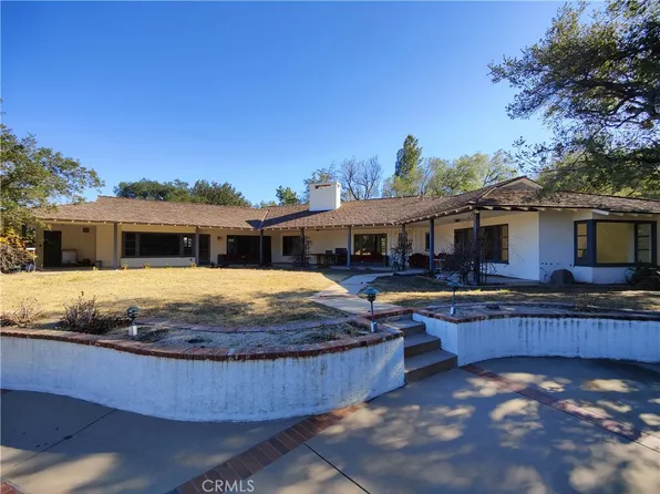 22427 Plummer St, Chatsworth, CA 91311