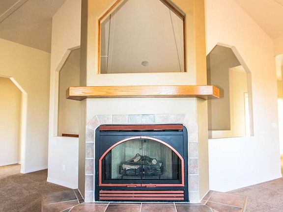 5th image of 1632 Spruce Canyon Dr