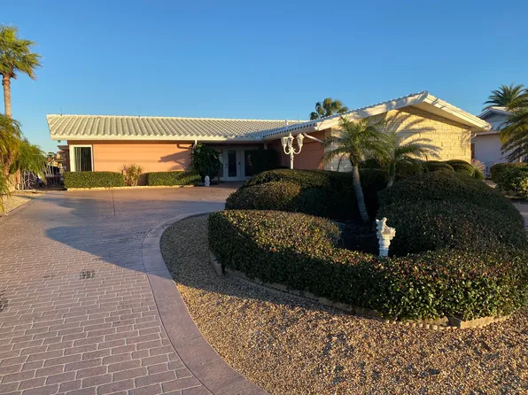 2507 Bayshore Dr, Belleair Beach, FL 33786