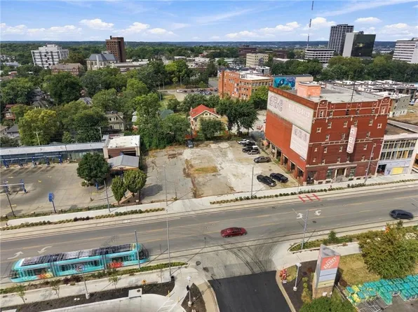 3260 Main St, Kansas City, MO 64111