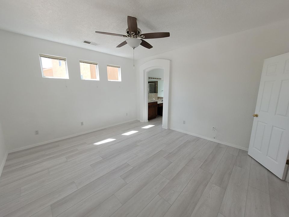 1st image of 7307 Junco Pl NW