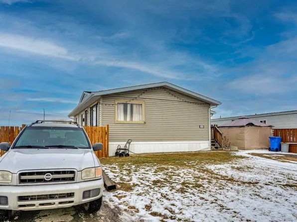 6220 17th Ave SE #344, Calgary, AB T2A 7H4