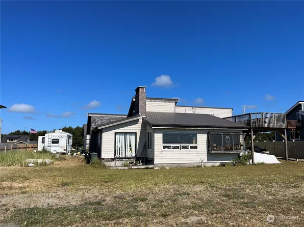 1339 Salt Aire Boulevard, Grayland, WA 98547