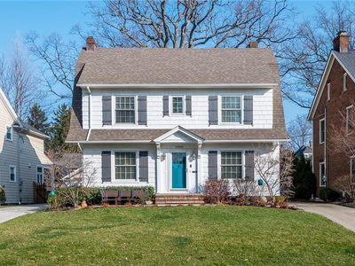 19880 Roslyn Dr, Rocky River, OH, 44116