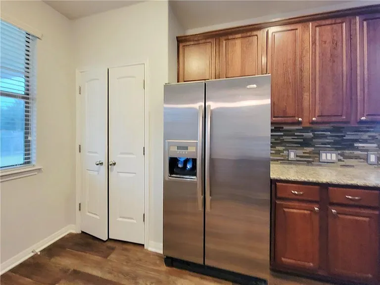 4601 Rolling Water Dr — Photo 8