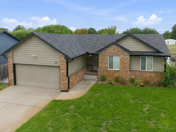 241 S Stoneridge St, Valley Center, KS 67147