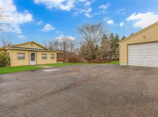 2320 Tuscarawas Rd, Beaver, PA 15009