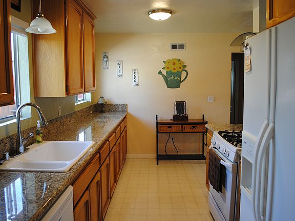 3rd image of 763 Wichita Ave