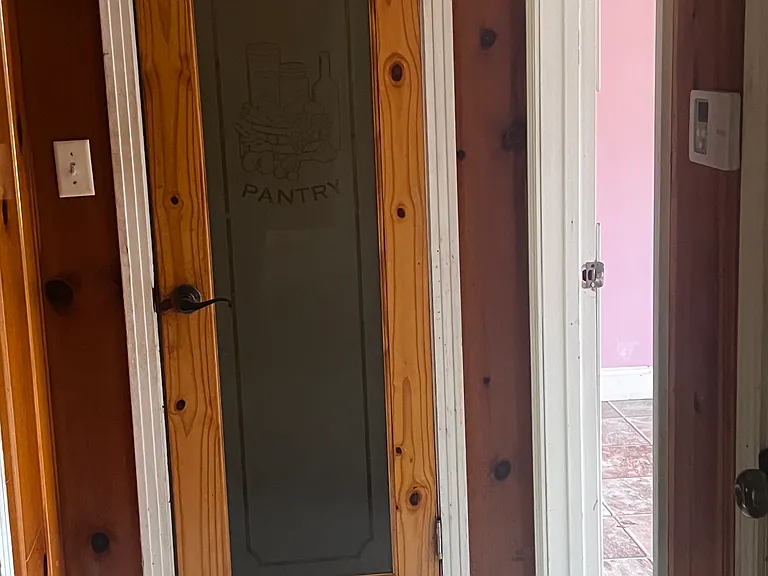 122 Tally Ho Ln — Photo 22