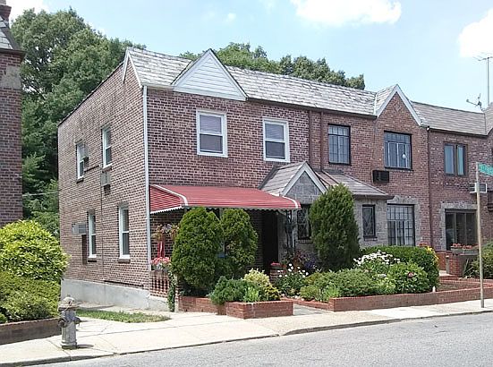 1st image of 67-66 Selfridge St