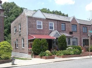 67-66 Selfridge St, Forest Hills, NY 11375