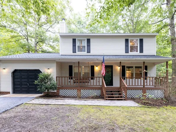 6941 Forest Dr, Quinton, VA 23141