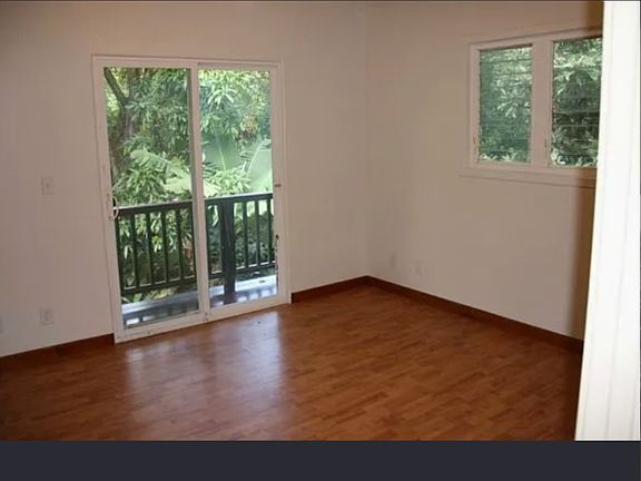 4th image of 4652 Ananalu Rd