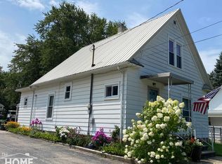 127 W Pine St, Elsie, MI