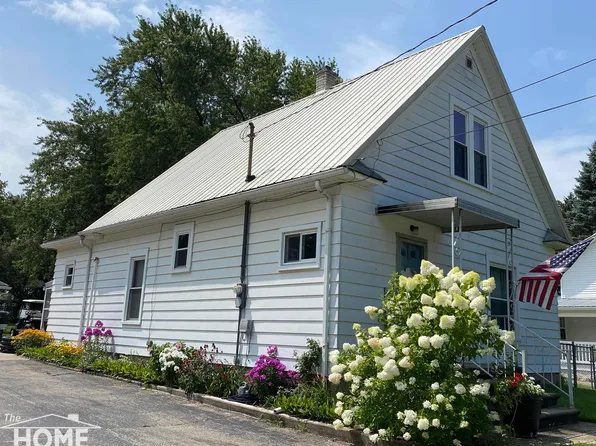 127 W Pine St, Elsie, MI 48831