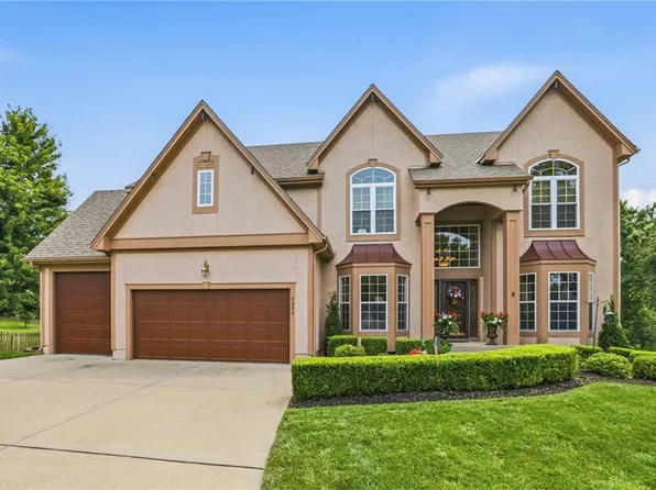 2603 Winterbrook Cir, Lees Summit, MO 64081