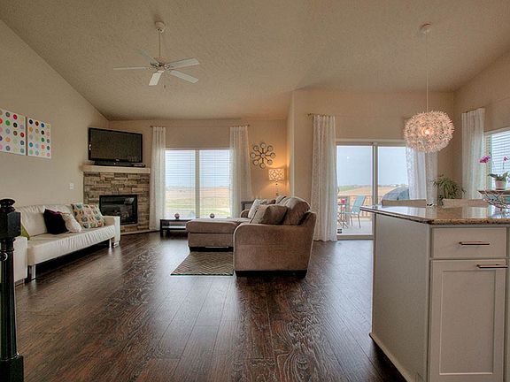 3rd image of 17658 Browne Cir