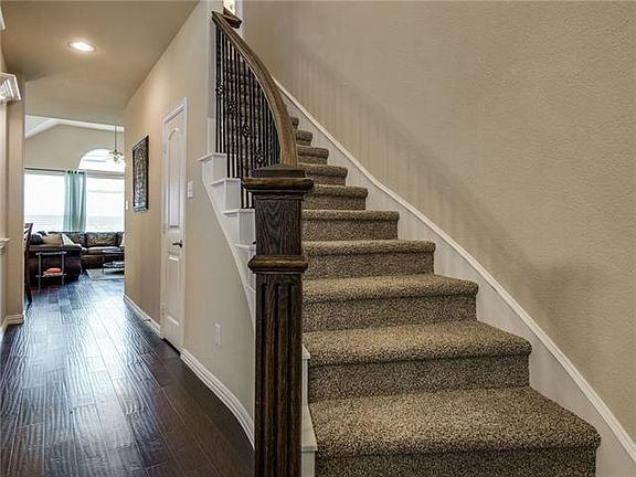 3rd image of 2384 Elm Valley Dr