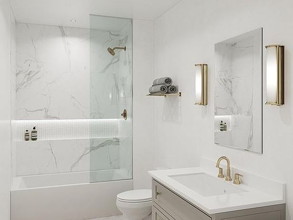 5th image of 37 Farragut Rd #5