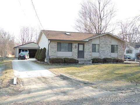 2nd image of 26855 Kuchenmeister St