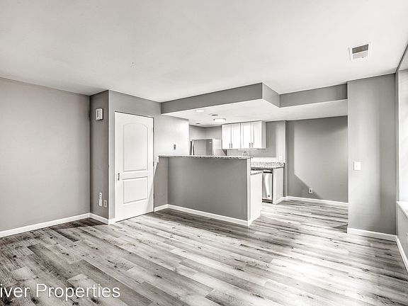 2nd image of 5622 Delmar Blvd #0