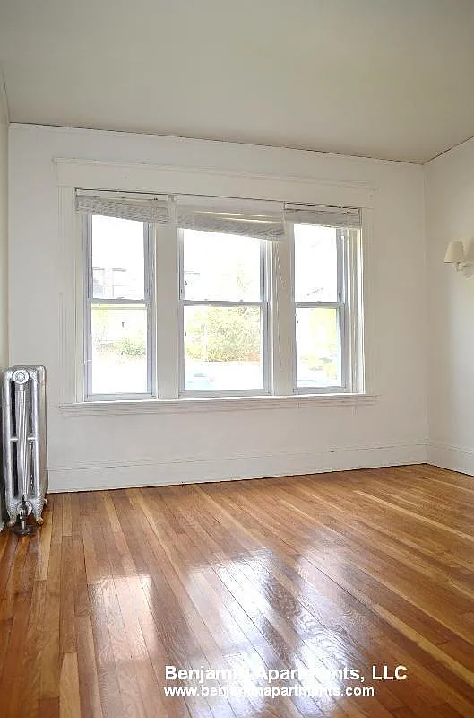 3 bed, $3,495 — Photo 3
