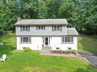 29 Wheeler Rd, Monroe, CT 06468