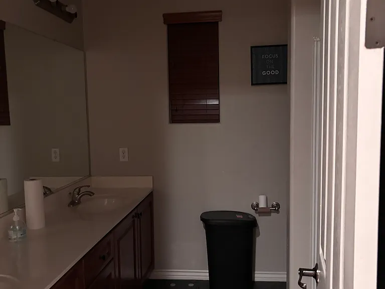 14406 W Port Royale Ln — Photo 11