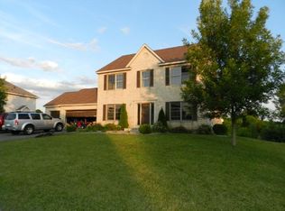 17776 Hickory Trl, Lakeville, MN 55044