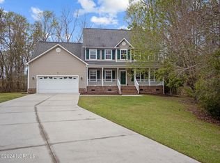 106 Huntington Ct, Jacksonville, NC 28540