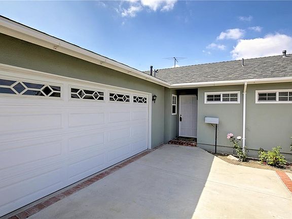 5th image of 7489 Wainwright Dr